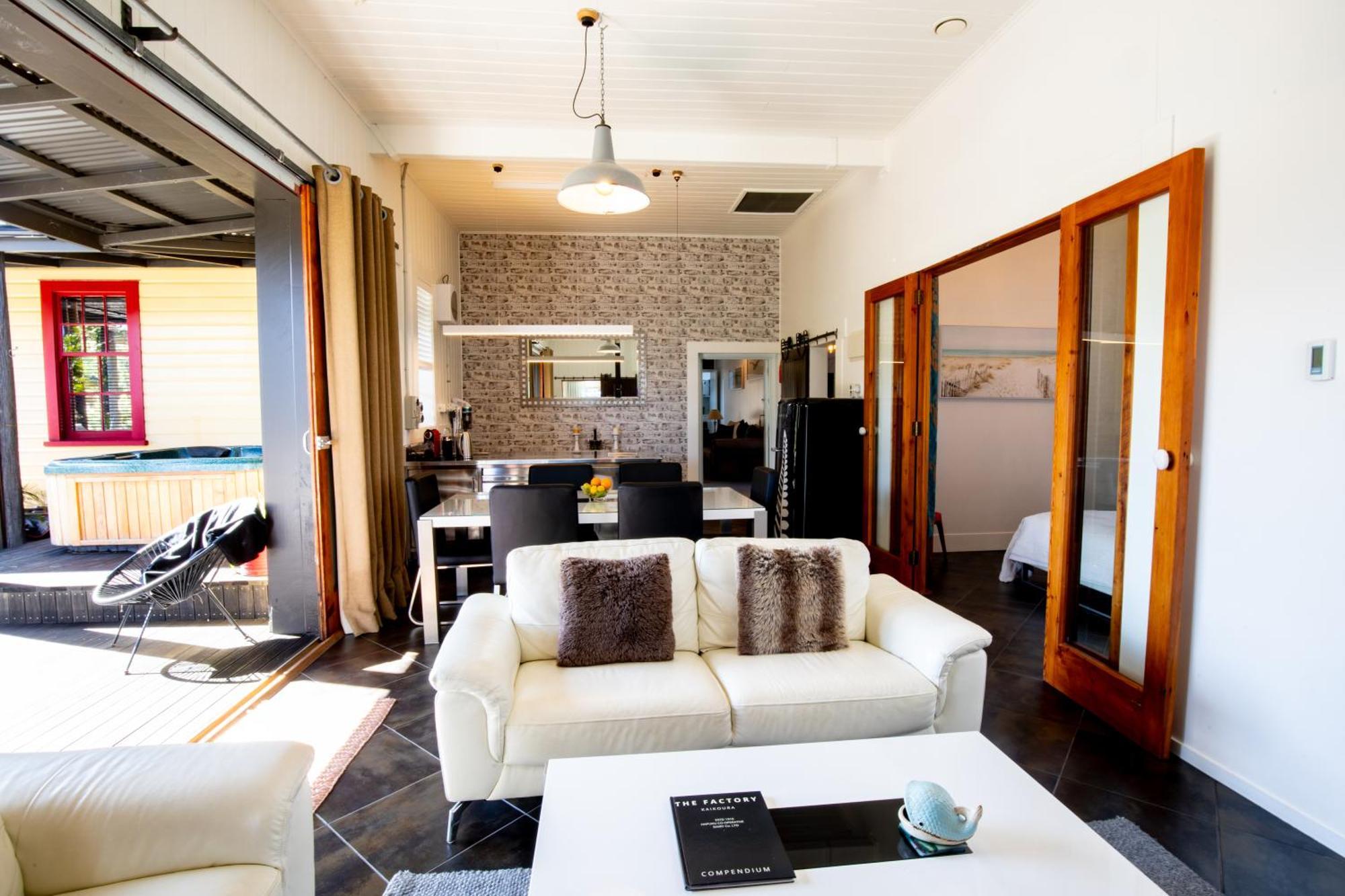The Factory Luxury Accomodation Kaikoura Exterior foto